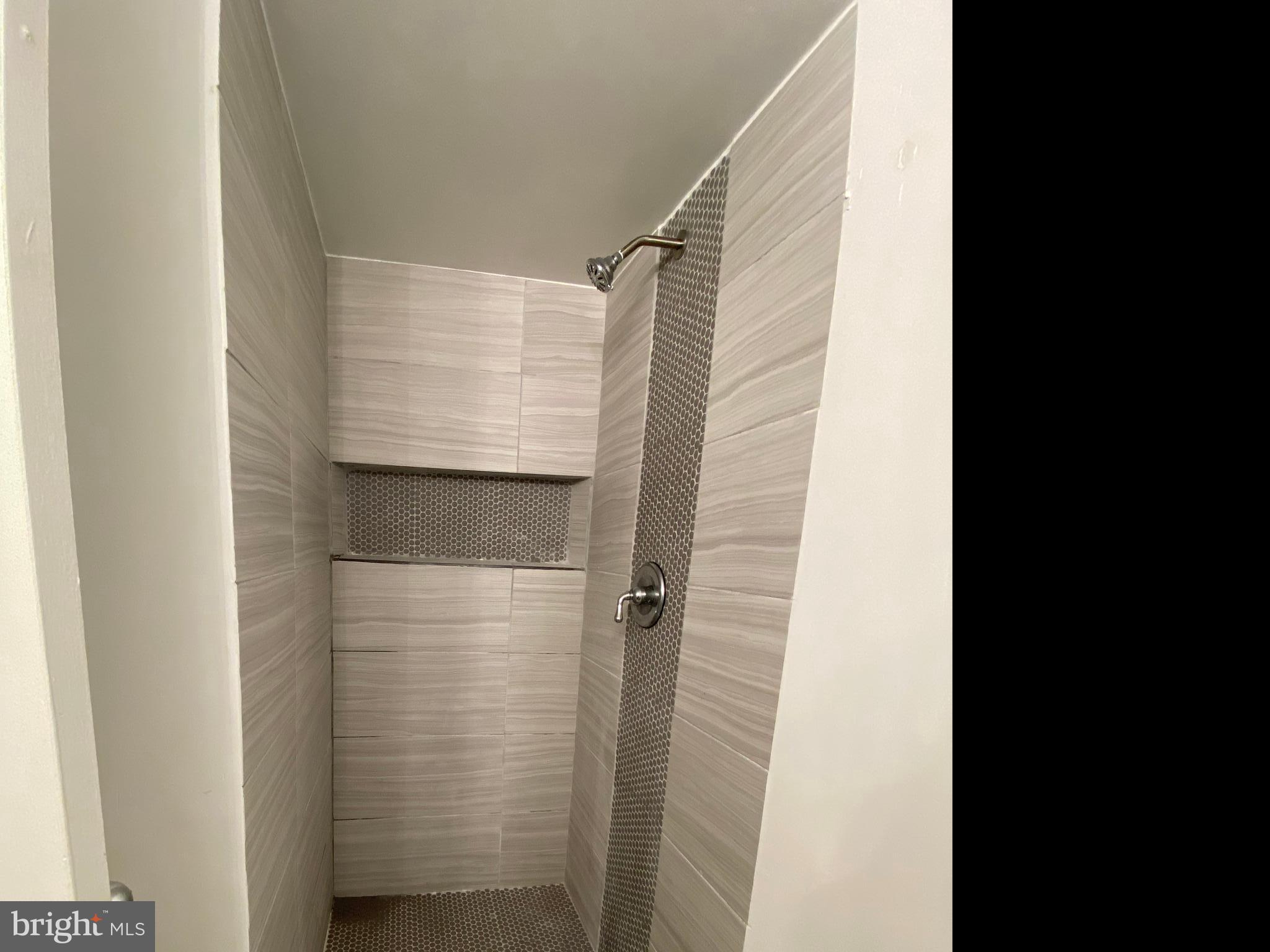 3815 Chesterwood Drive Silver Spring, MD 20906 - Photo 17 of 19 hall bathroom