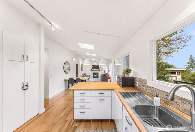 $434,900 | 2920 Cedar Avenue, Lummi Island, WA 98262