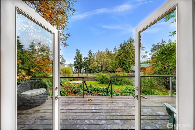 $434,900 | 2920 Cedar Avenue, Lummi Island, WA 98262