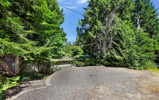$434,900 | 2920 Cedar Avenue, Lummi Island, WA 98262