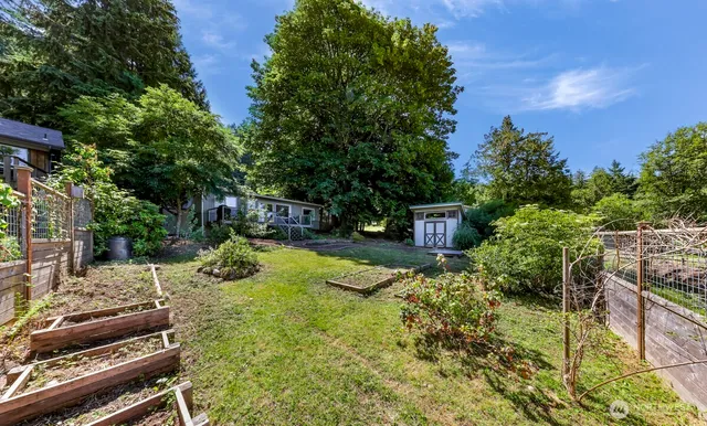 $434,900 | 2920 Cedar Avenue, Lummi Island, WA 98262