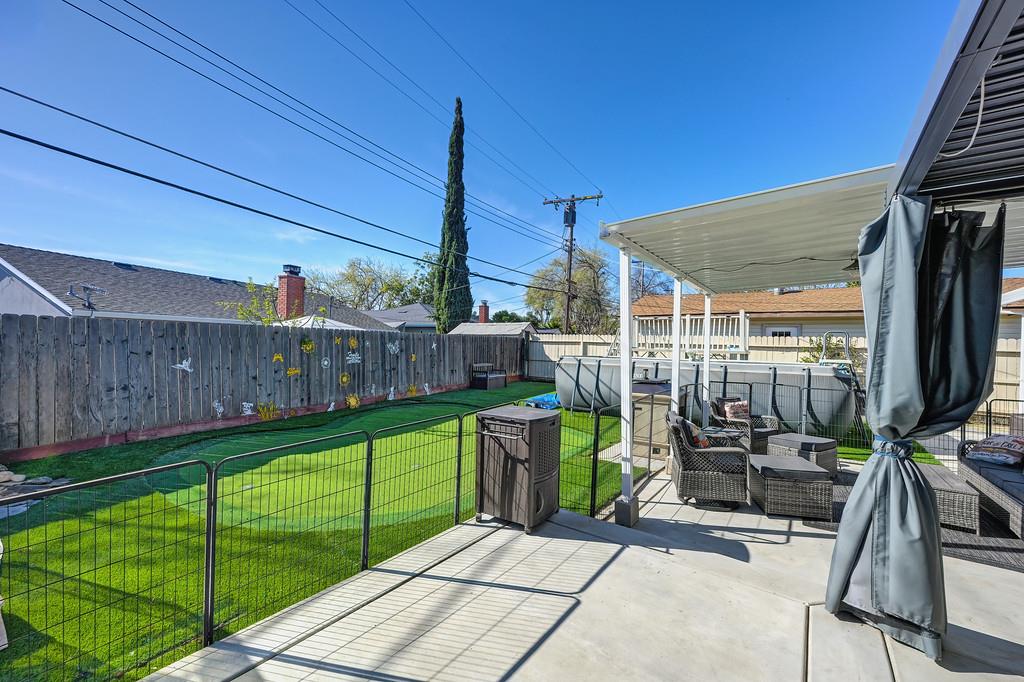 6212 Wildomar Way Carmichael, CA 95608 - Photo 30 of 40