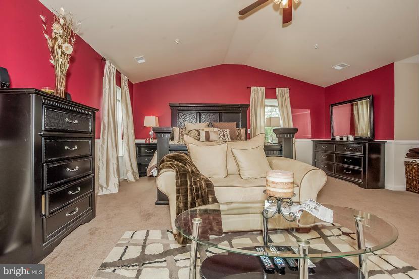1200 Farmington Avenue Accokeek, MD 20607 - Photo 14 of 25 Bedroom (Master)