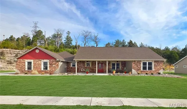 $515,000 | 3275 Echo Lake Drive, Byrnes Mill, MO 63025