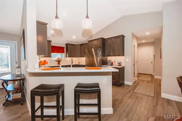 $515,000 | 3275 Echo Lake Drive, Byrnes Mill, MO 63025