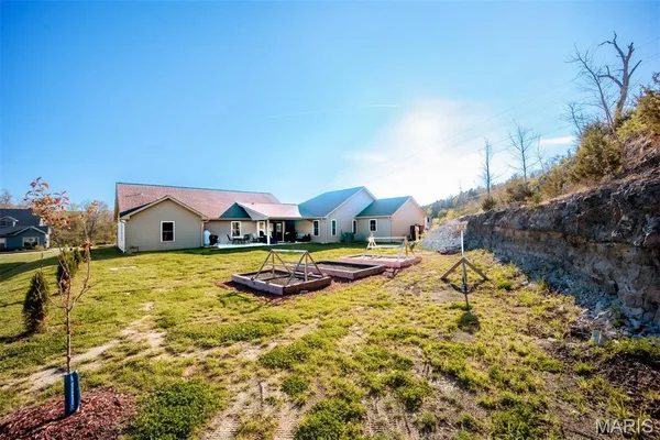 $515,000 | 3275 Echo Lake Drive, Byrnes Mill, MO 63025