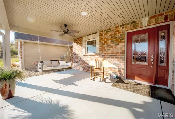 $515,000 | 3275 Echo Lake Drive, Byrnes Mill, MO 63025