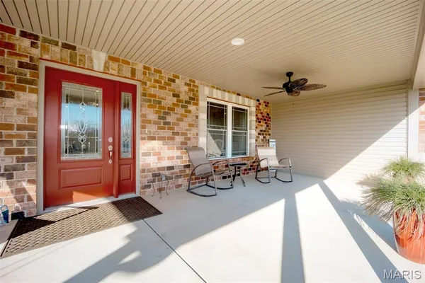 $515,000 | 3275 Echo Lake Drive, Byrnes Mill, MO 63025