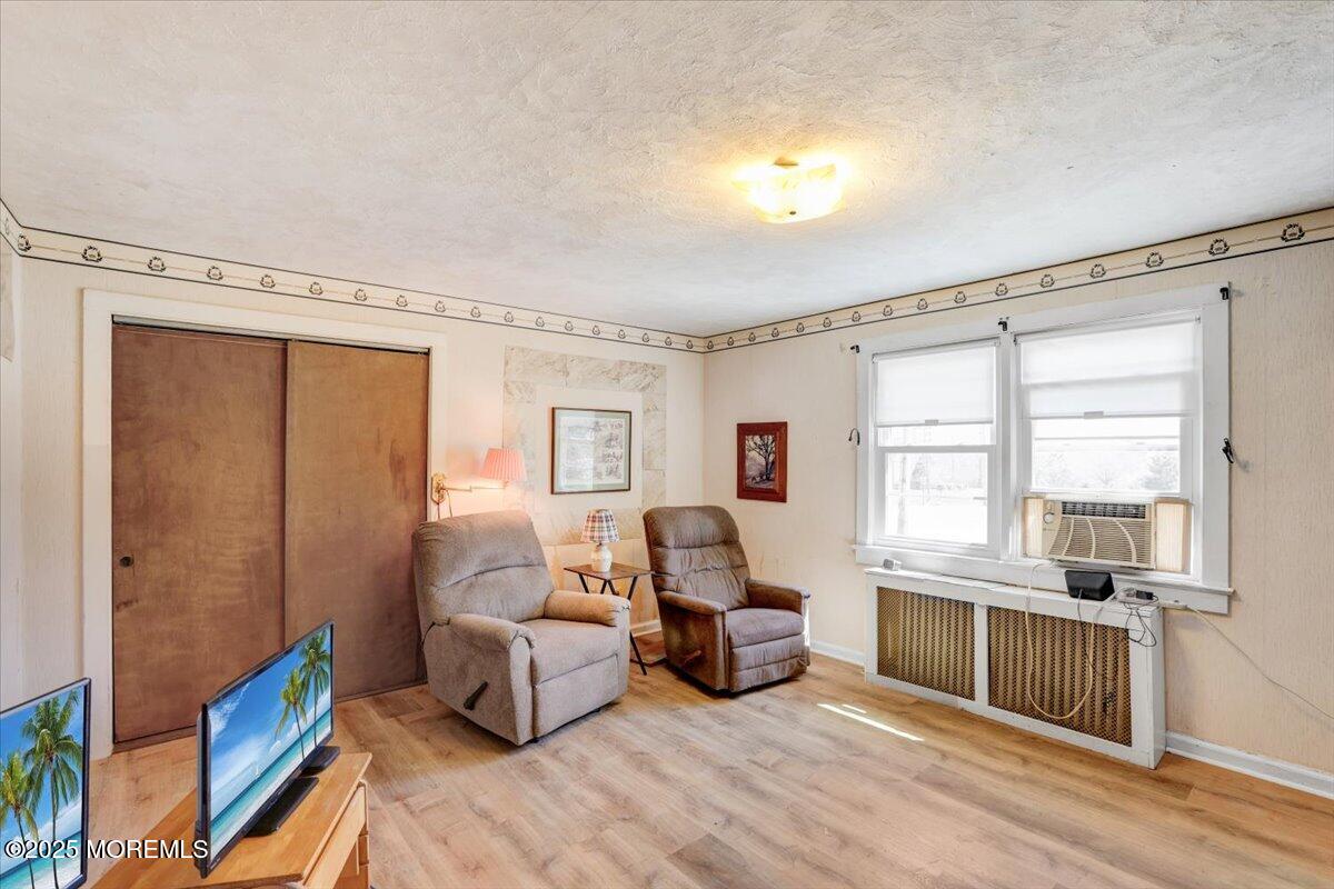 100 Monmouth Road Freehold, NJ 07728 - Photo 12 of 27 12-Living Room