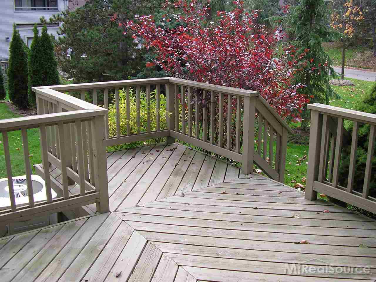 685 Highgate Mews, Unit 153 Rochester Hills, MI 48307 - Photo 7 of 17