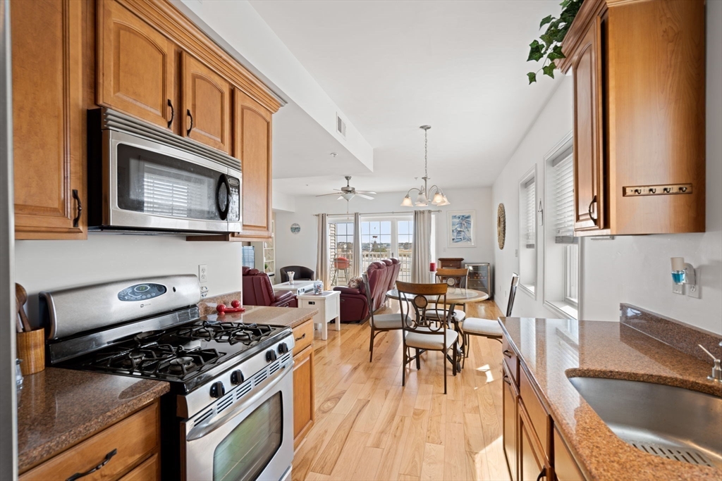 233 Beach Road, Unit A14 Salisbury, MA 01952 - Photo 13 of 39 Gallery Image 13