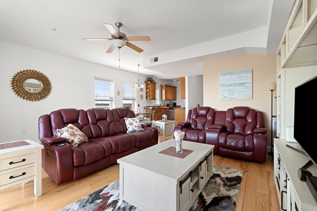 233 Beach Road, Unit A14 Salisbury, MA 01952 - Photo 8 of 39 Gallery Image 8