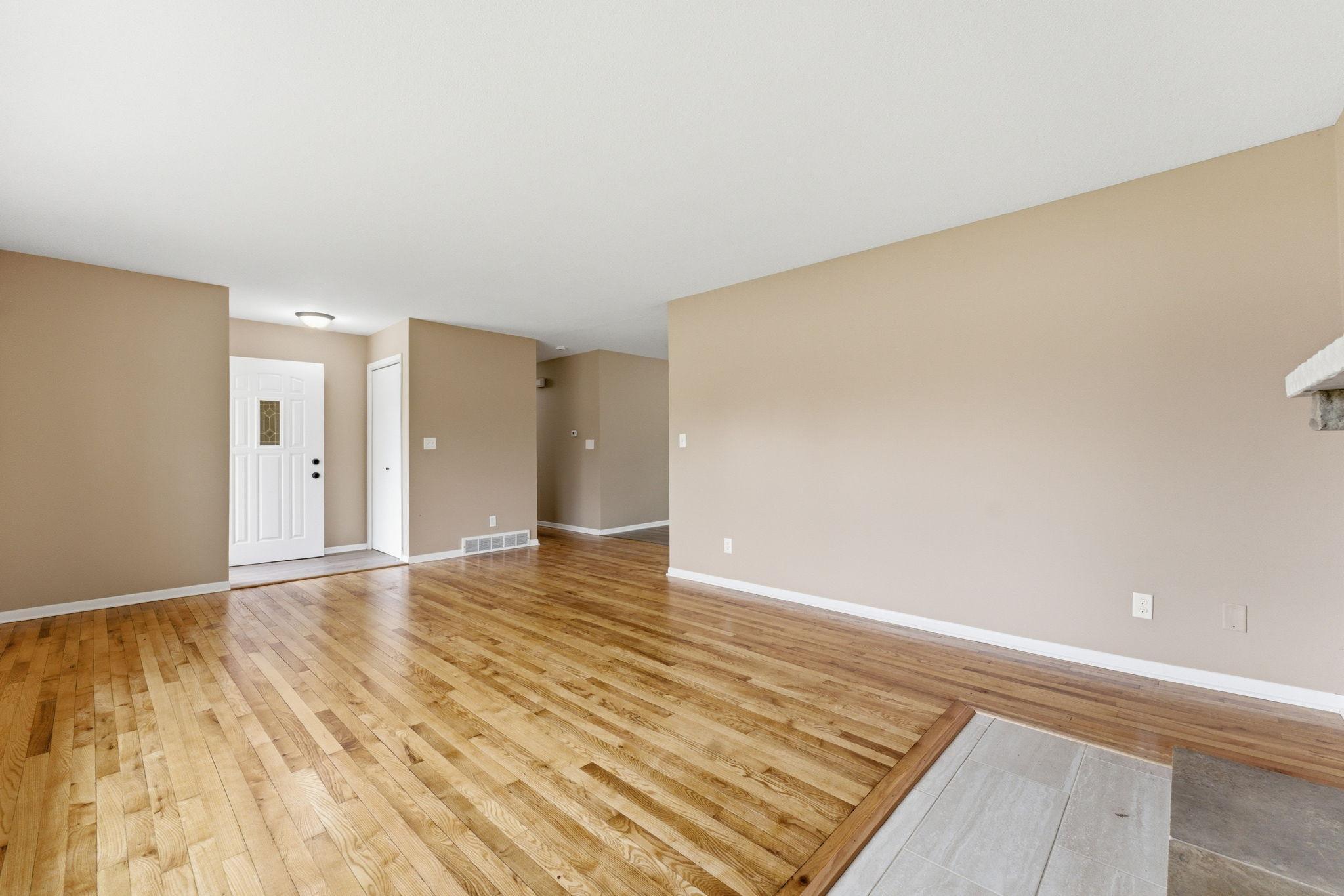 900 Green Street Hudson, WI 54016 - Photo 7 of 39