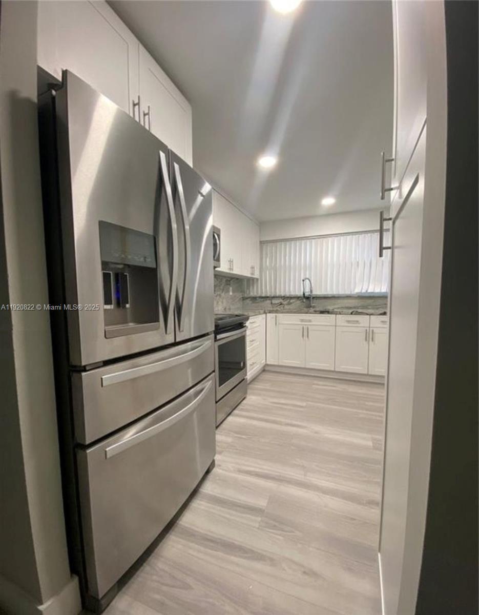 922 Northeast 199th Street, Unit 1D Miami, FL 33179 - Photo 25 of 25