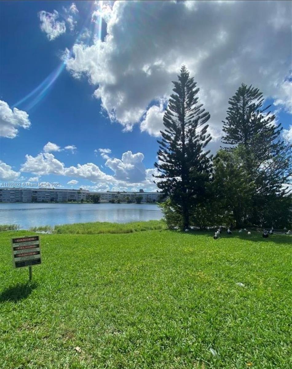 922 Northeast 199th Street, Unit 1D Miami, FL 33179 - Photo 7 of 25