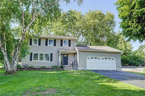 $289,900 | 212 Hollybrook Road, Sweden, NY 14420
