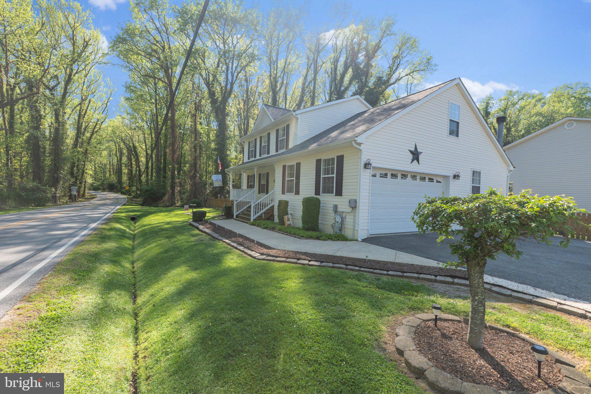 1221 Cedar Lane Edgewater, MD 21037 - Photo 4 of 58