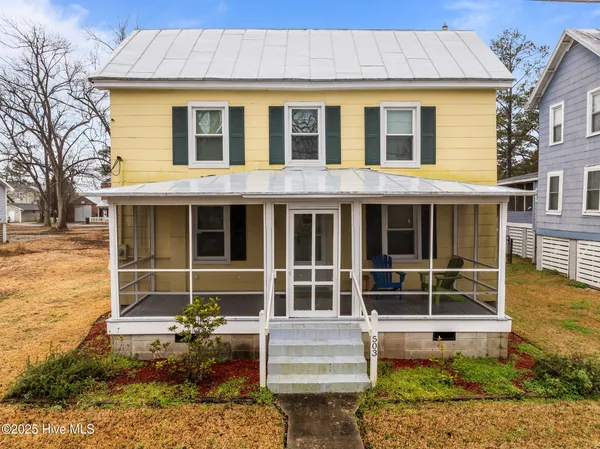 $268,500 | 503 Hodges Street, Oriental, NC 28571