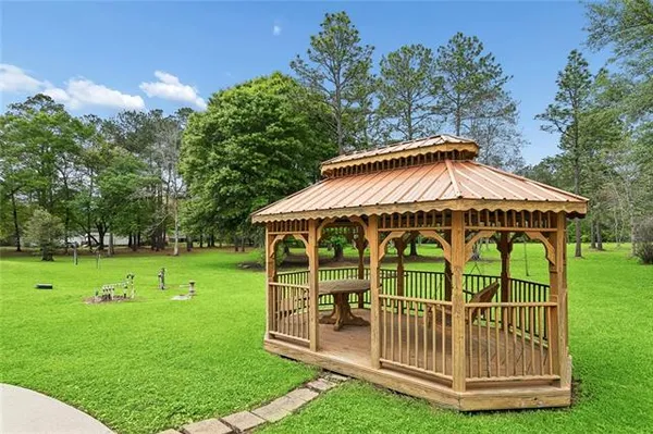 $550,000 | 22399 Longleaf Drive, Covington, LA 70435