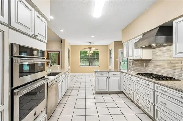 $550,000 | 22399 Longleaf Drive, Covington, LA 70435