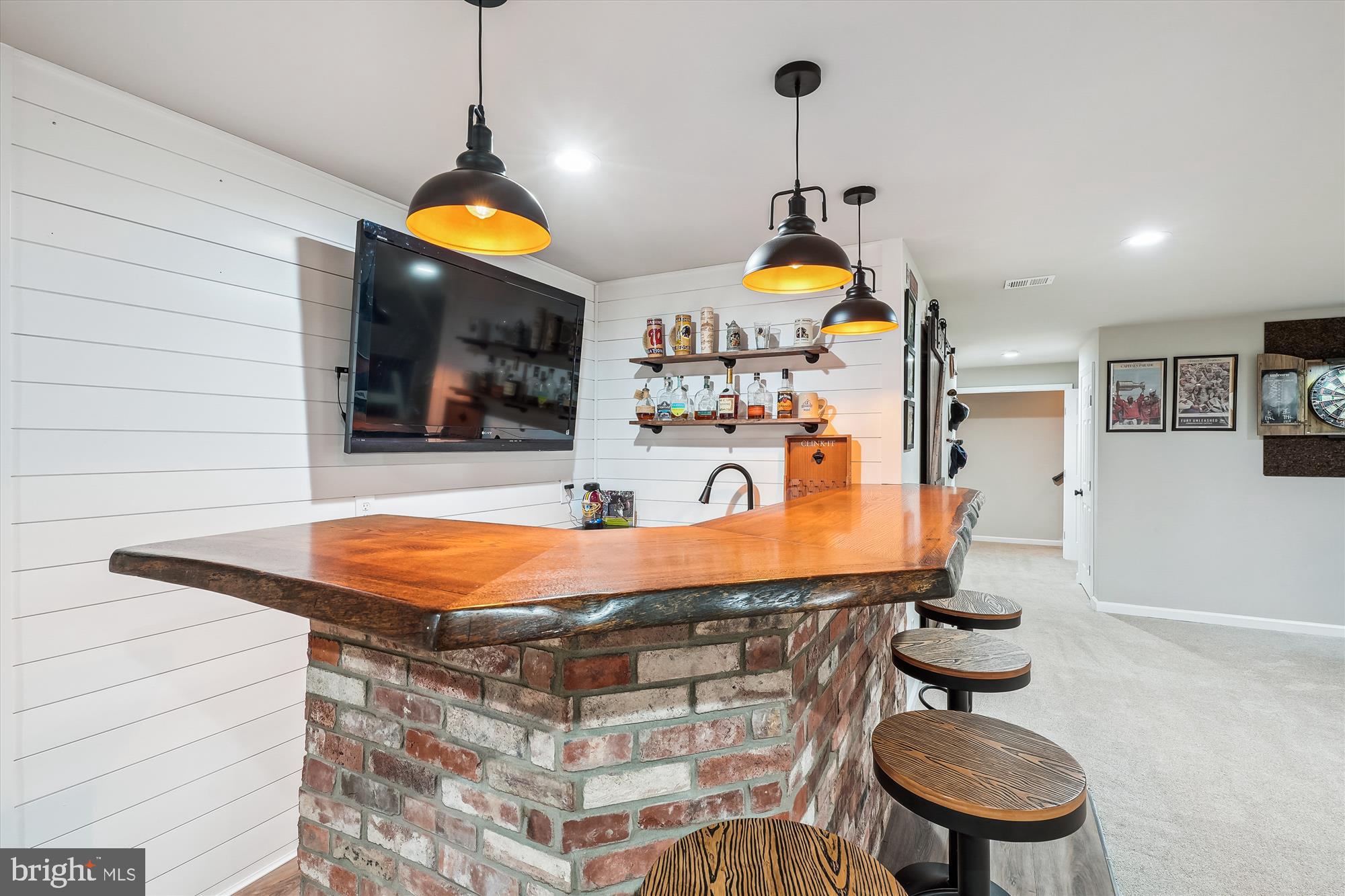 12141 Aster Road Bristow, VA 20136 - Photo 48 of 65 Pub-style Bar