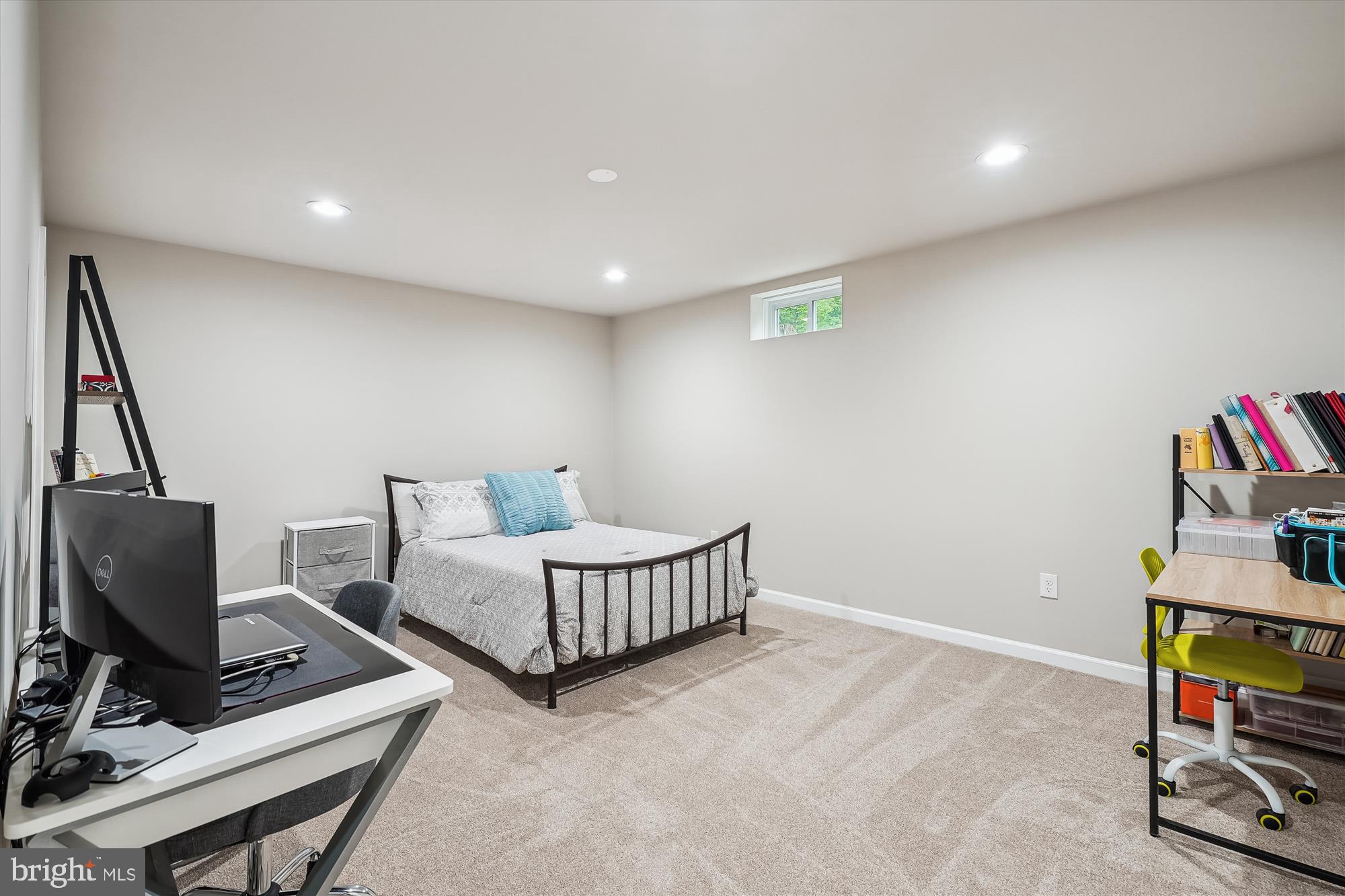 12141 Aster Road Bristow, VA 20136 - Photo 50 of 65 a room with furniture and a wooden floor