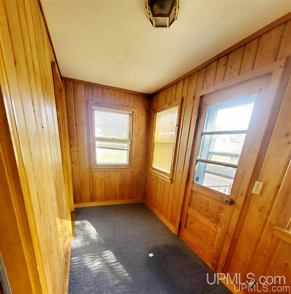 711-713 East Ridge Street Ishpeming, MI 49849 - Photo 9 of 33 Gallery Image 9