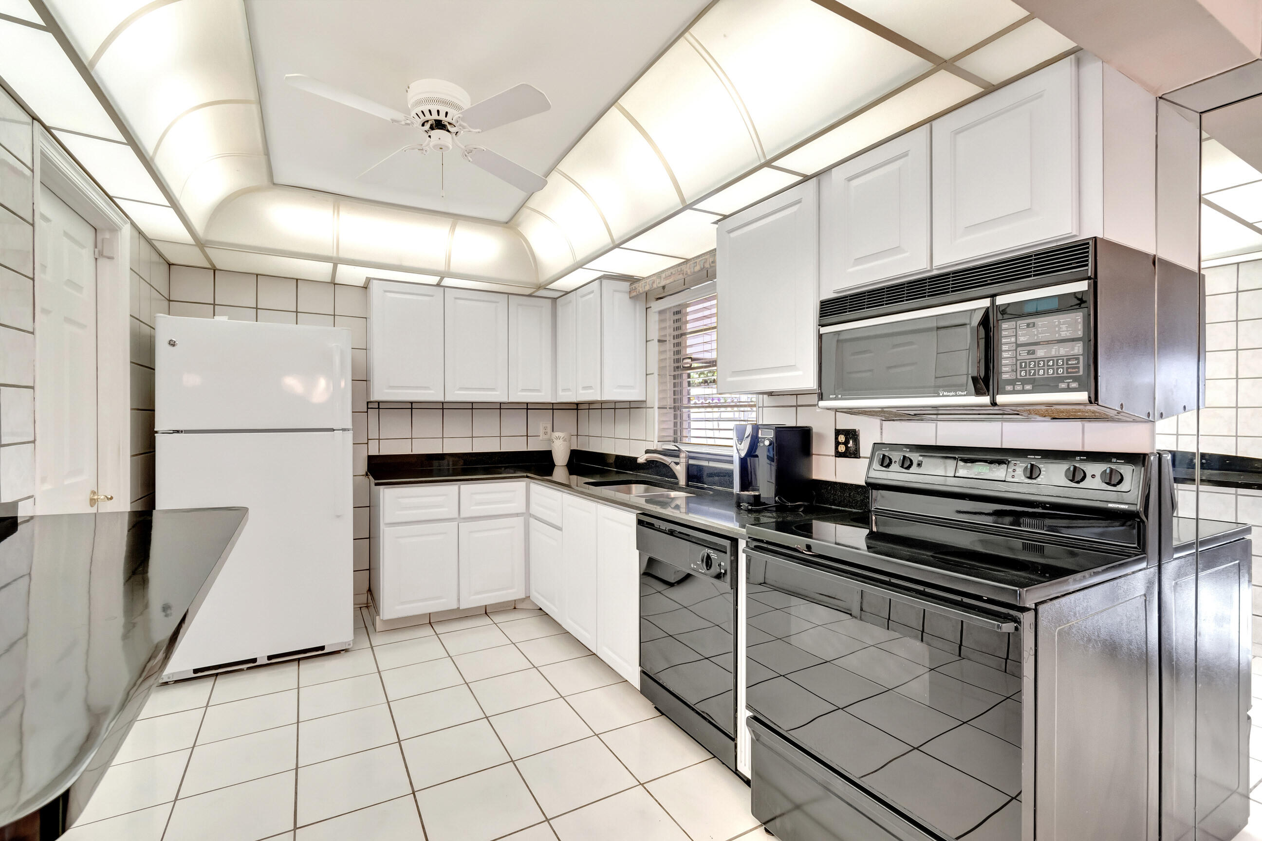 9666 Colorado Court Boca Raton, FL 33434 - Photo 16 of 50 DSC_1078
