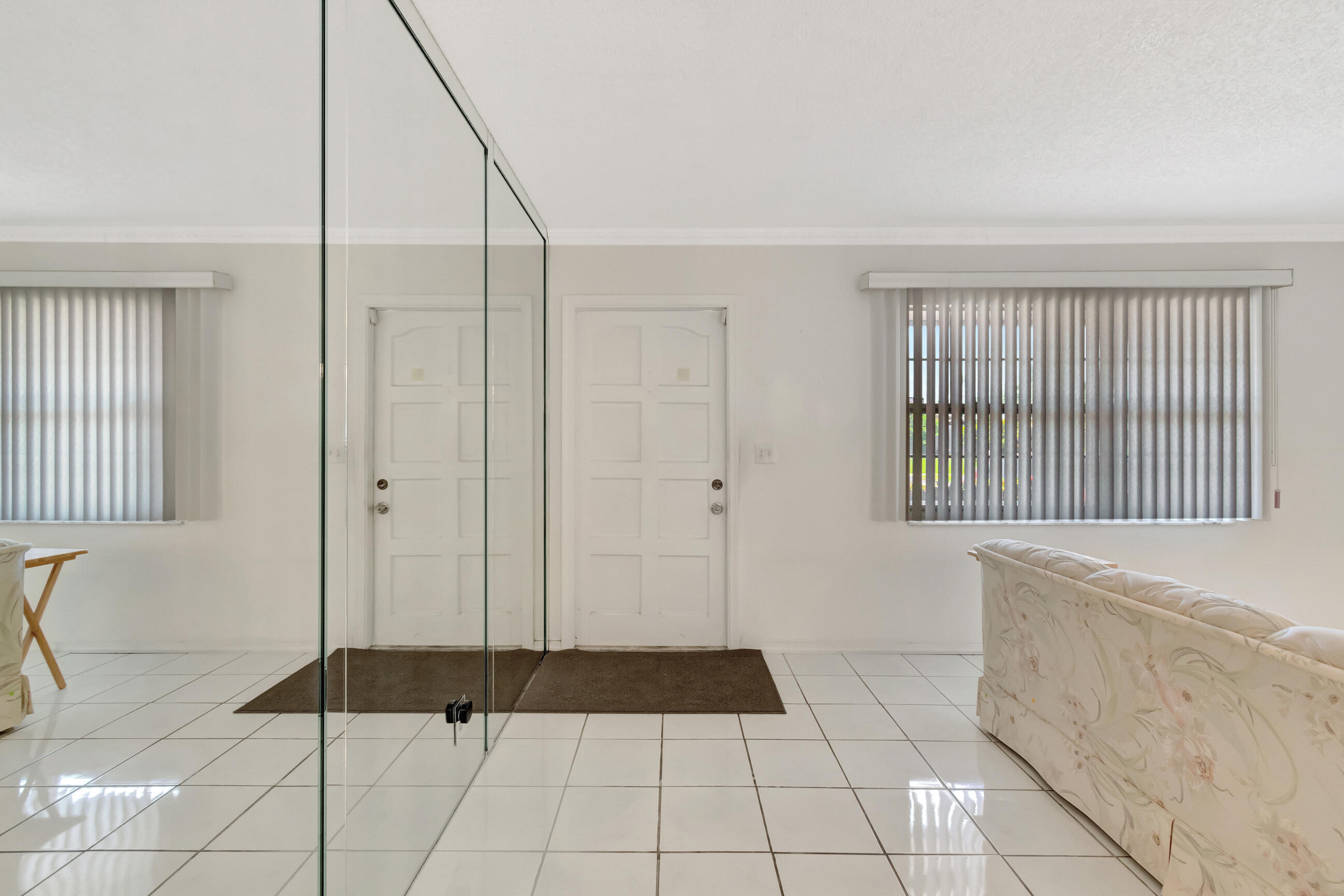 9666 Colorado Court Boca Raton, FL 33434 - Photo 8 of 50 DSC_1013