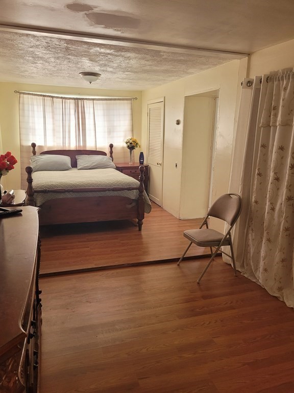 161 John Street Fall River, MA 02721 - Photo 17 of 33