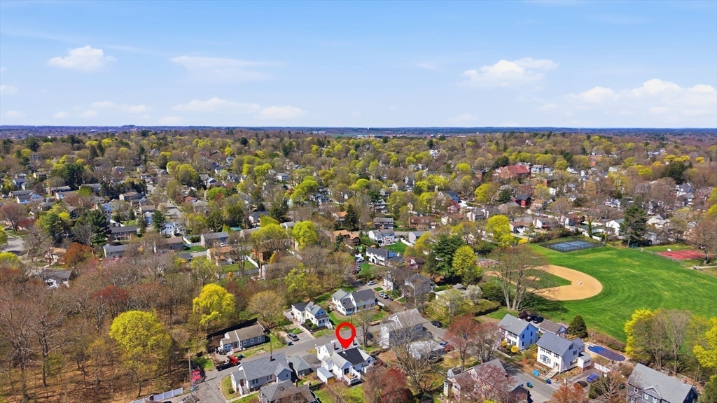 7 Maple Street, Unit 7 Reading, MA 01867 - Photo 3 of 40