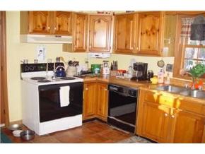 63 Chase Road Sandown, NH 03873 - Photo 3 of 8