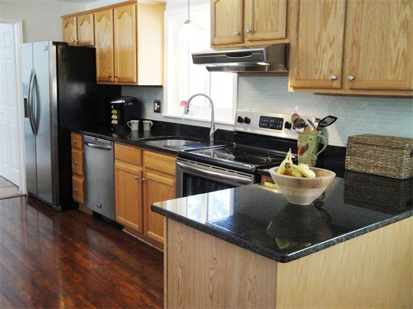 21 Sheffield Road Framingham, MA 01701 - Photo 7 of 20