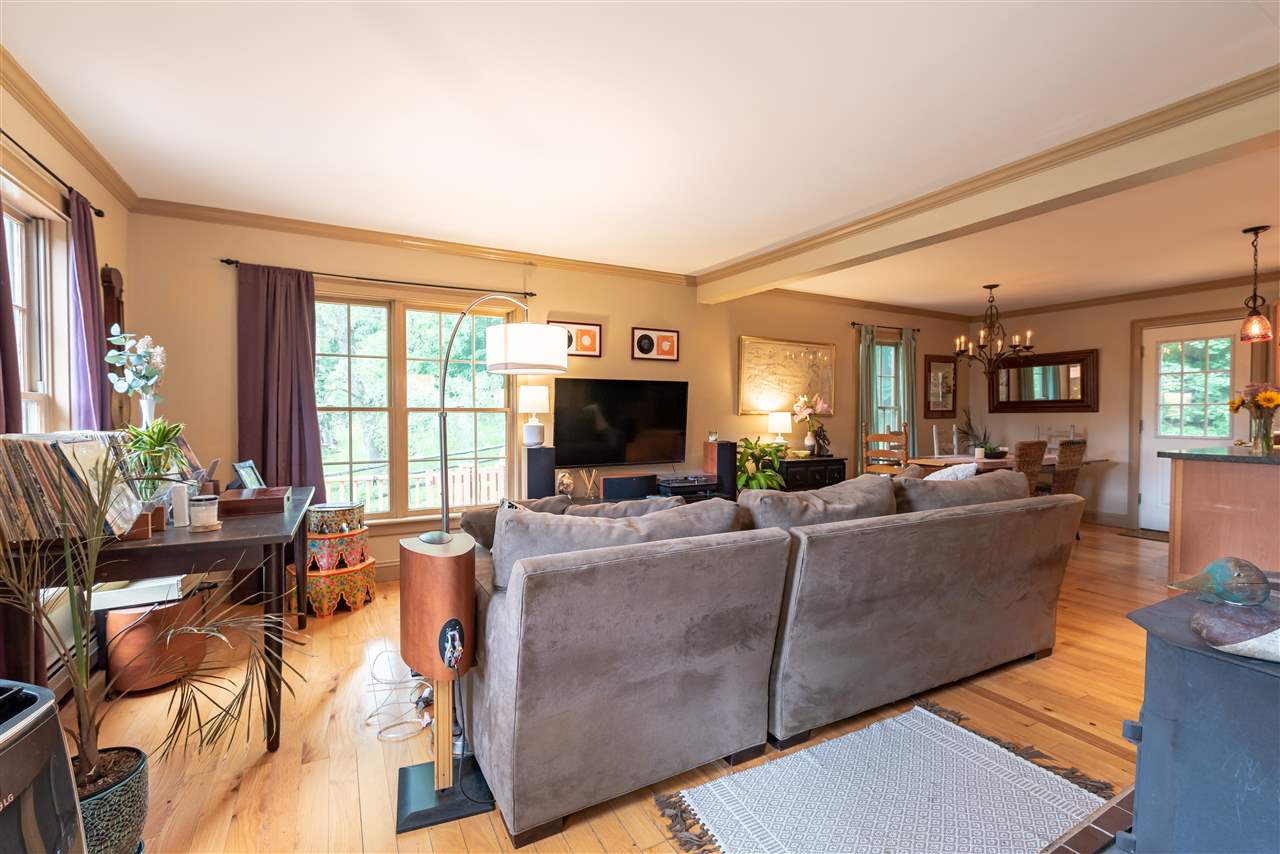 59 Smiths Hill Road Manchester, VT 05255 - Photo 6 of 12 Gallery Image 6