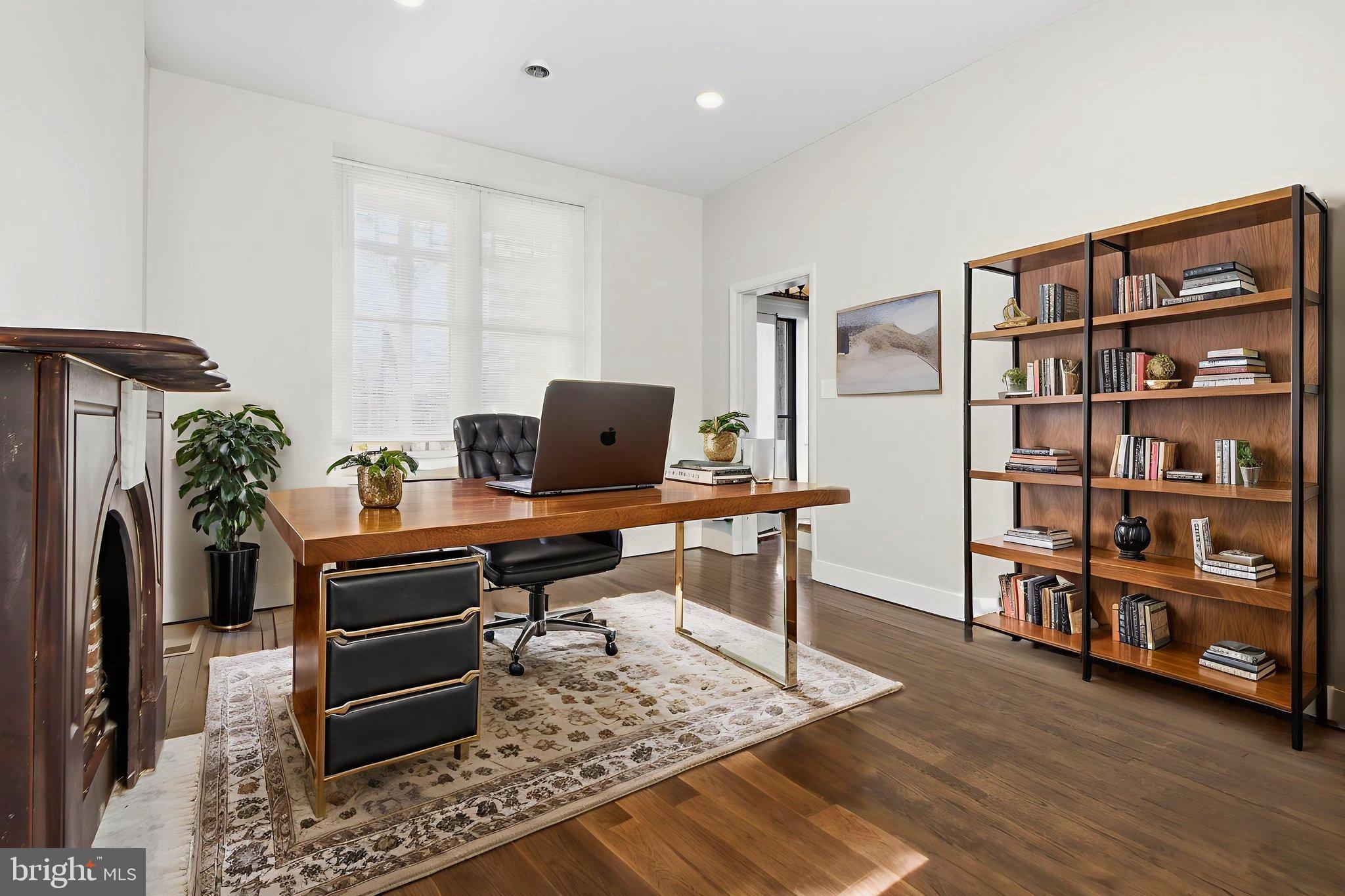 317 East Patapsco Avenue Baltimore, MD 21225 - Photo 15 of 36 Stylish home office, virtually staged