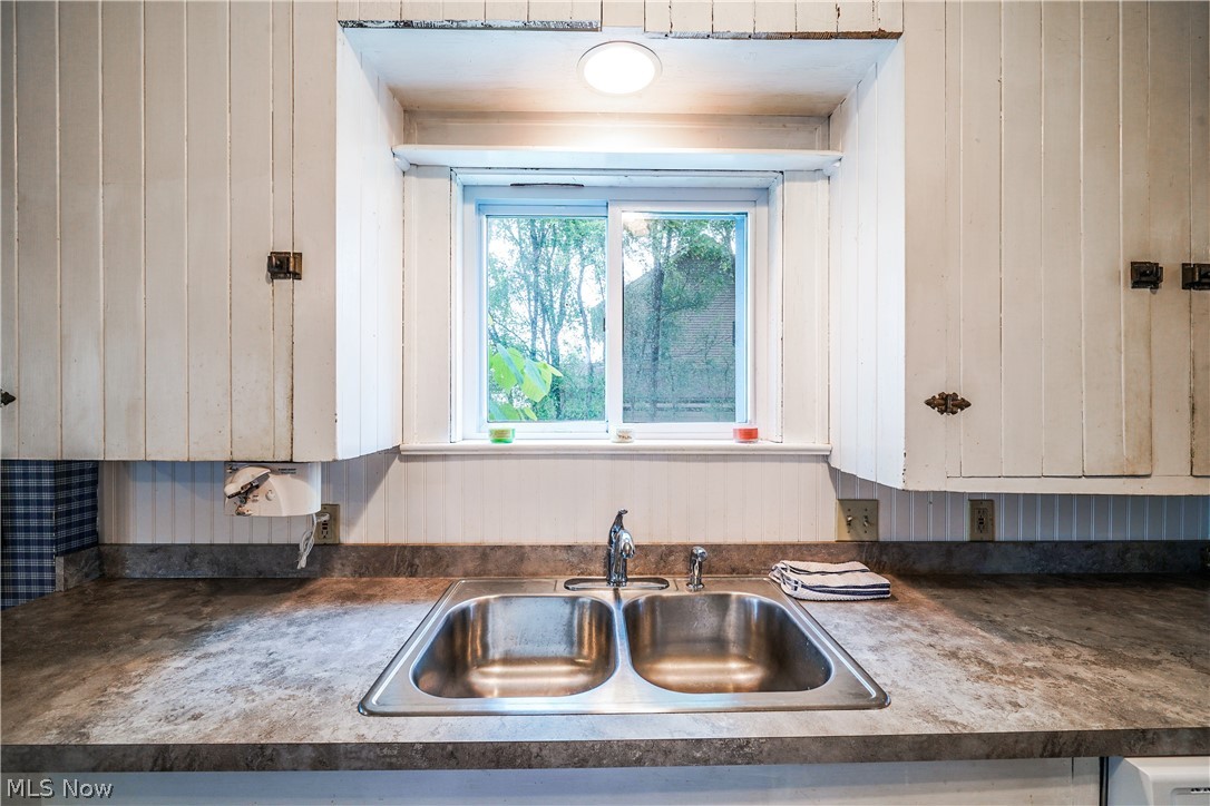 6765 Center Road Valley City, OH 44280 - Photo 13 of 35 Gallery Image 13