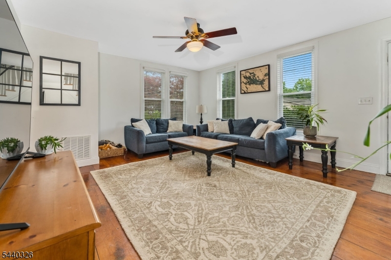 105 Main Street Lebanon, NJ 08833 - Photo 4 of 37