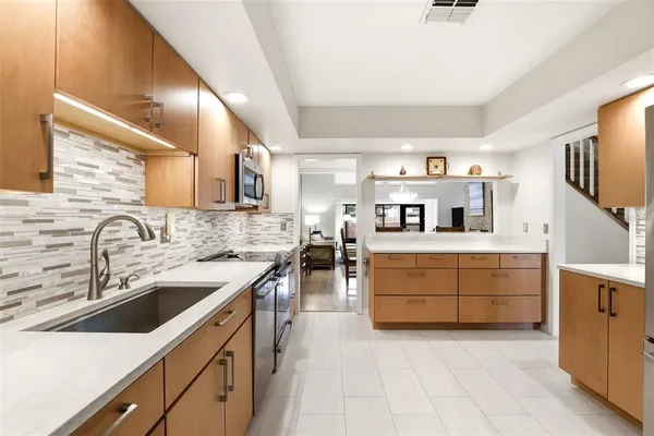 $375,000 | 121 Golf Club Drive, Longwood, FL 32779