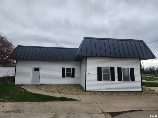 $89,900 | 304 Southwest Arch Street, Atlanta, IL 61723