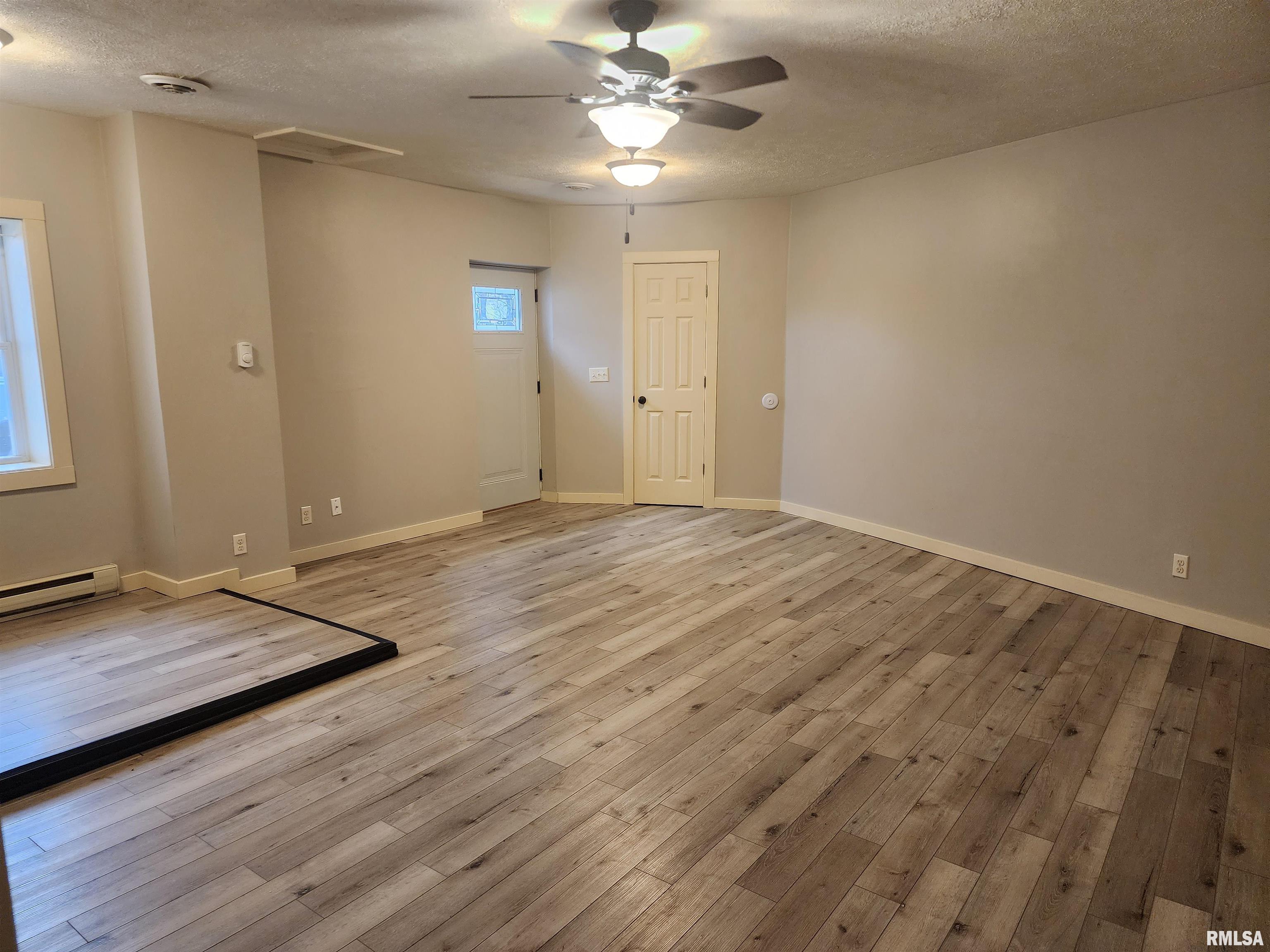 304 Southwest Arch Street Atlanta, IL 61723 - Photo 11 of 23