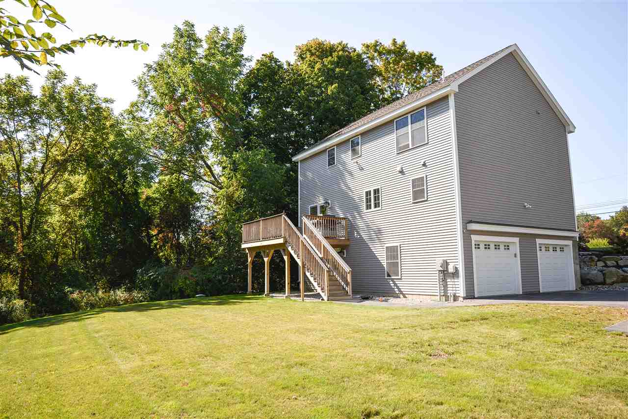 224 South Mammoth Road Manchester, NH 03109 - Photo 5 of 32