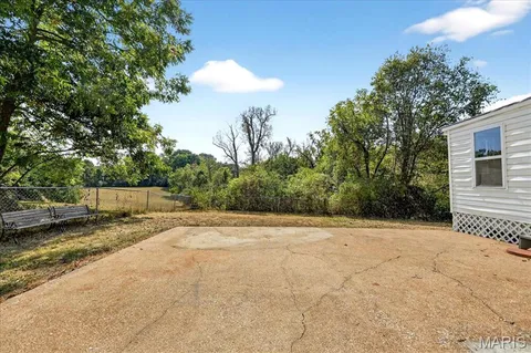 $219,000 | 6360 Silver Fox Drive, Florissant, MO 63034