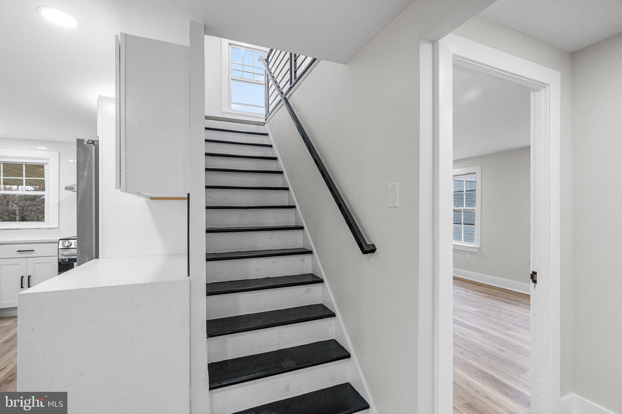 817 Beech Street Reading, PA 19605 - Photo 17 of 30