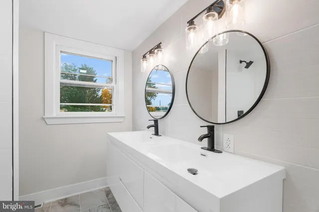 $349,900 | 817 Beech Street, Reading, PA 19605