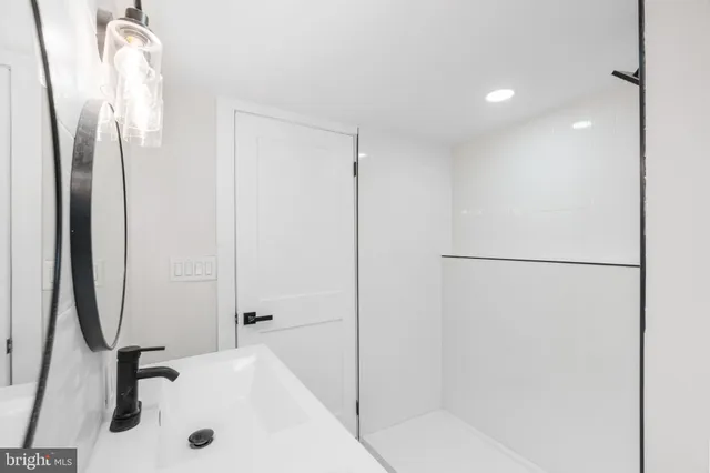 $349,900 | 817 Beech Street, Reading, PA 19605