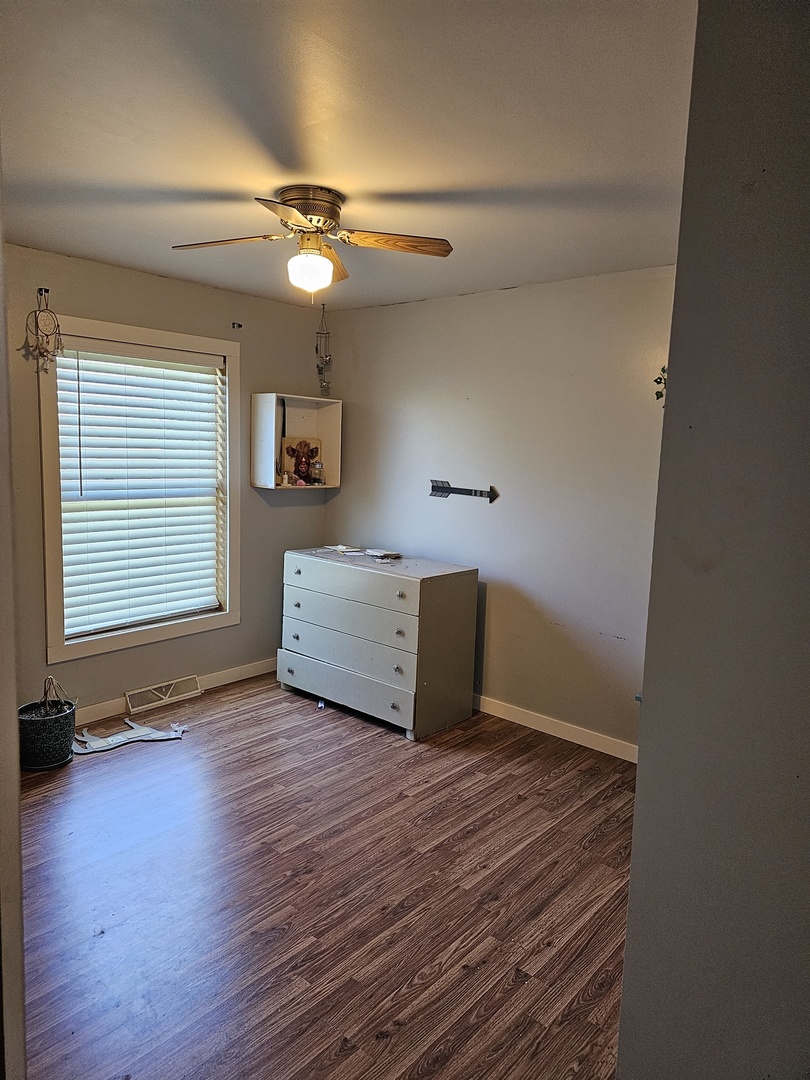 2741 North 35th Road Seneca, IL 61360 - Photo 12 of 17 Gallery Image 12