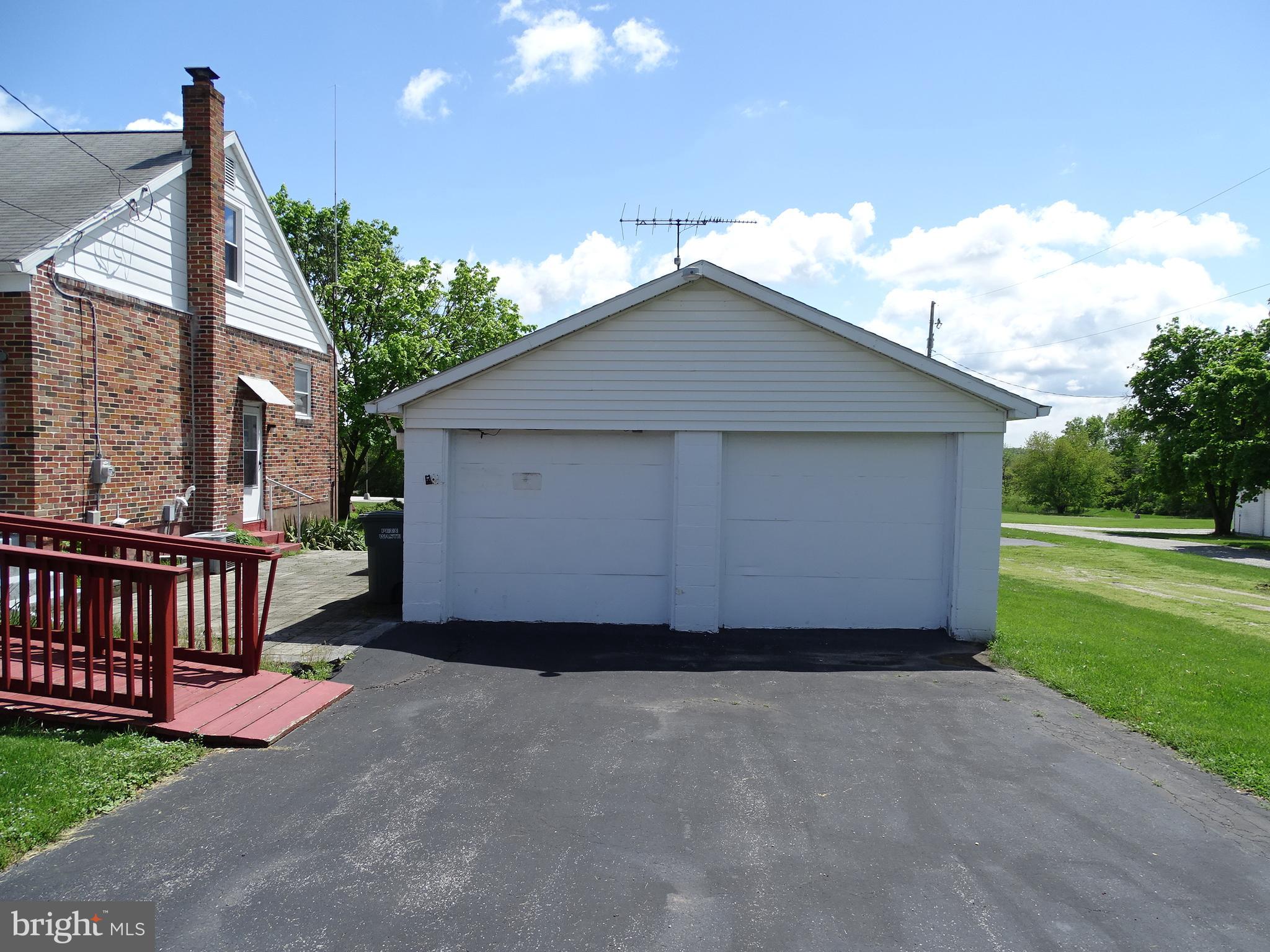 2441 Oakland Road Dover, PA 17315 - Photo 3 of 29 Detached 2 Car Garage