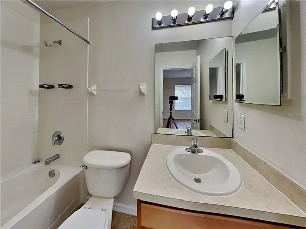 $2,099 | 3766 Collingwood Lane, Oviedo, FL 32765
