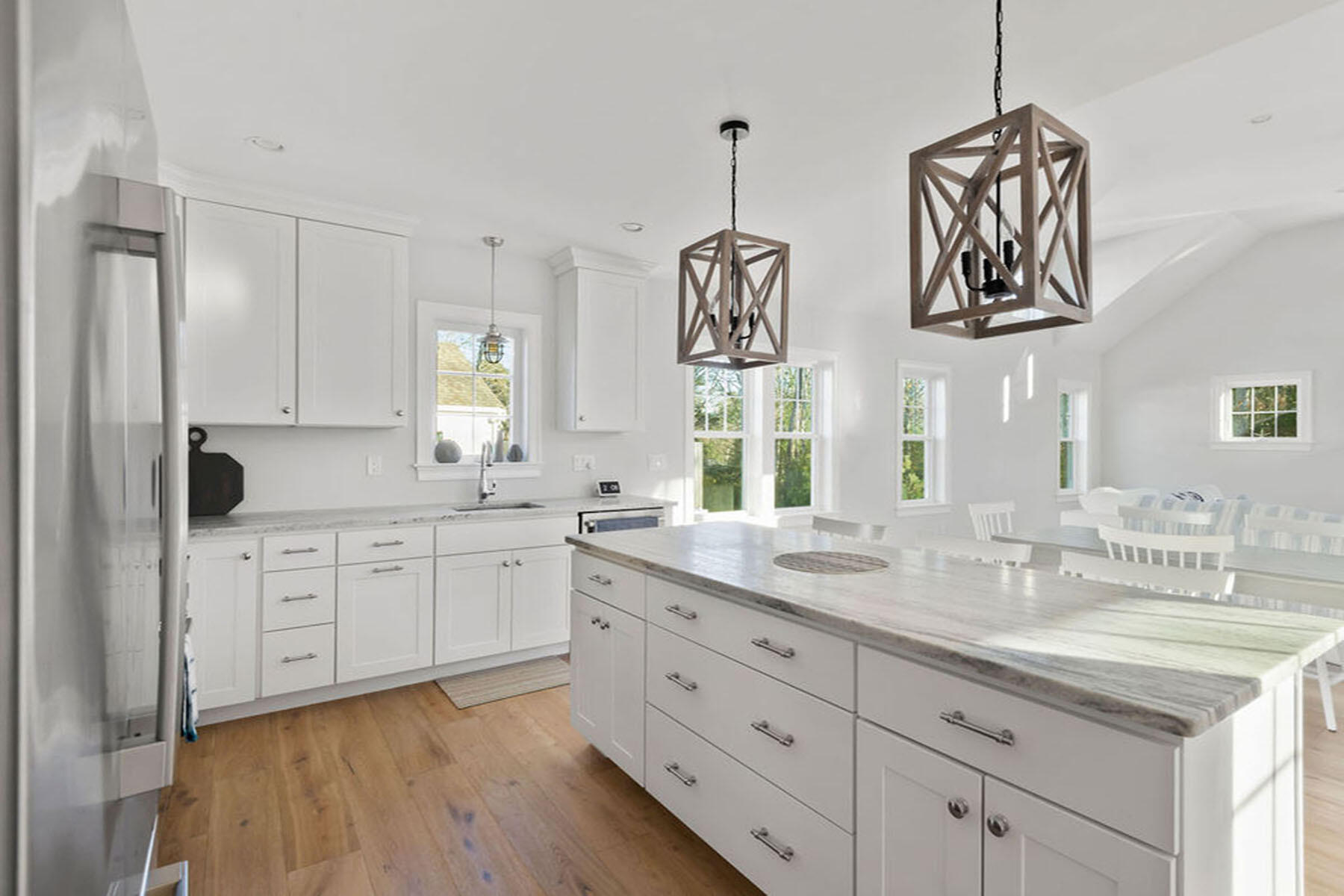 39 Cottage Lane Mashpee, MA 02649 - Photo 19 of 35 a spacious bathroom with double sink and a mirror