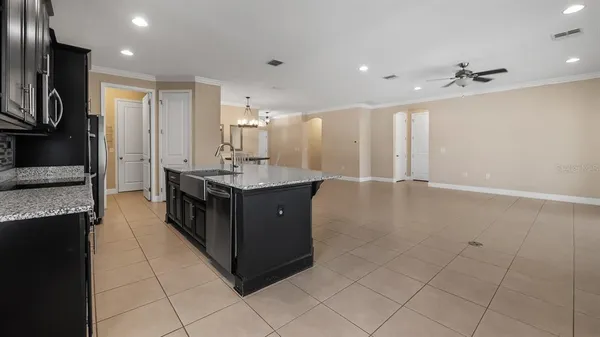 $475,000 | 476 Bellissimo Place, Howey-in-the-Hills, FL 34737
